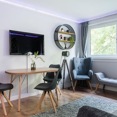 City Centre Stylish Apartment With Free Parking 爱丁堡 外观 照片