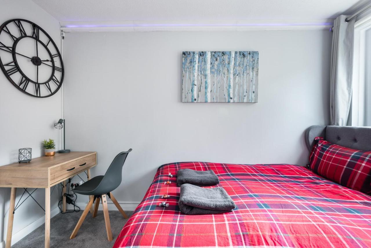 City Centre Stylish Apartment With Free Parking 爱丁堡 外观 照片