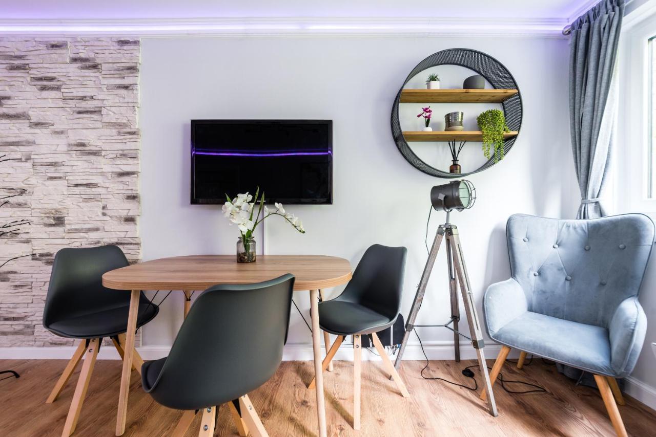 City Centre Stylish Apartment With Free Parking 爱丁堡 外观 照片