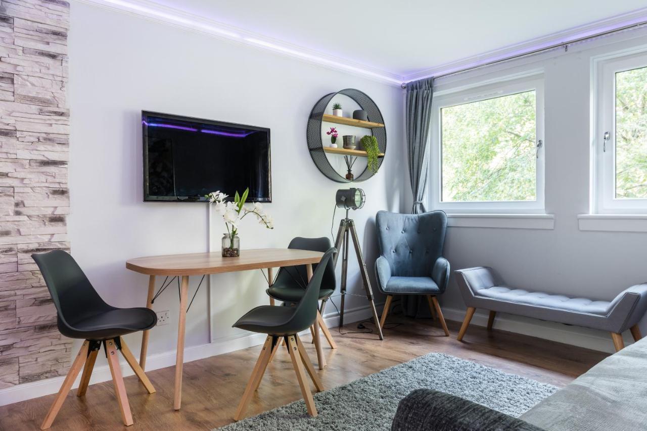 City Centre Stylish Apartment With Free Parking 爱丁堡 外观 照片